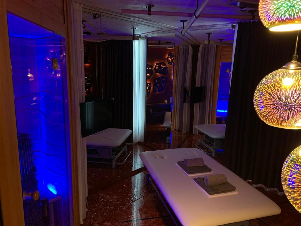 Smarthotel Nezvalova Archa Оломоуц Екстер'єр фото