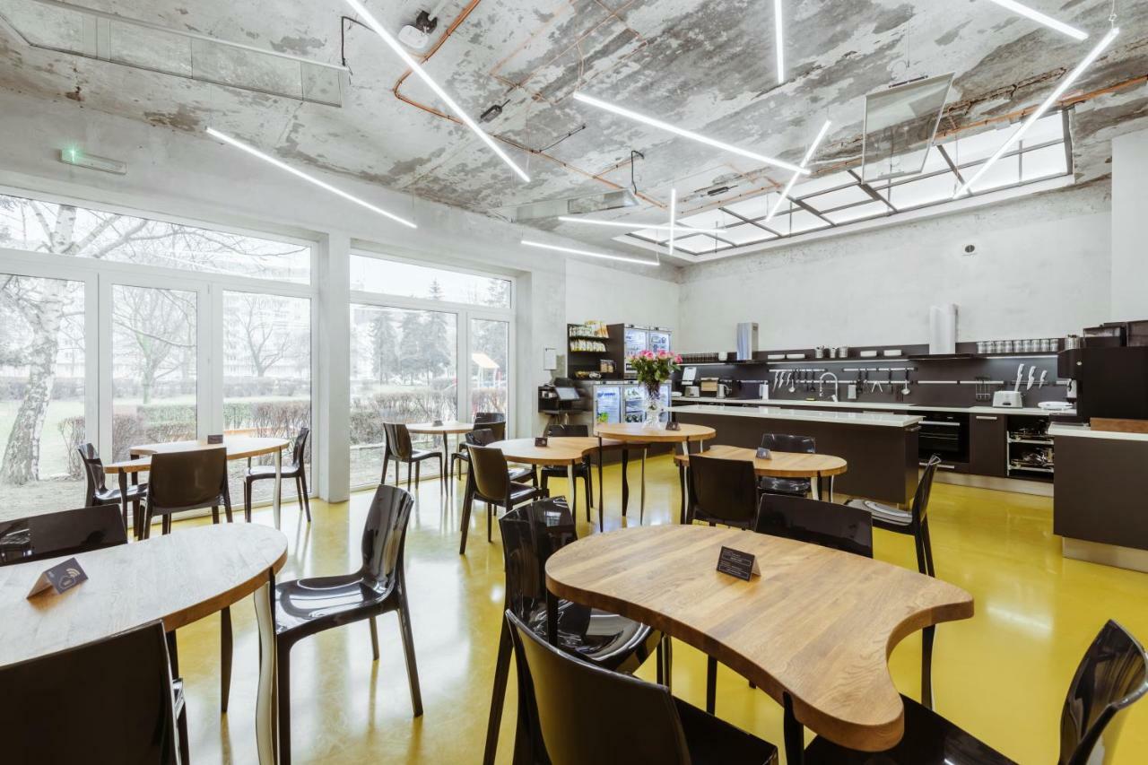 Smarthotel Nezvalova Archa Оломоуц Екстер'єр фото